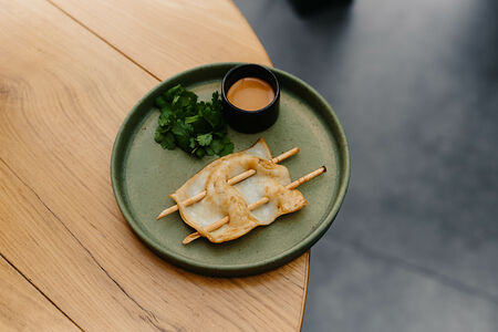 Кушияки из кальмара с соусом Спайси-Кунг