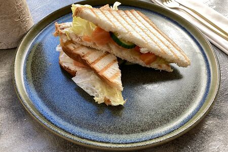 Сэндвич с лососем