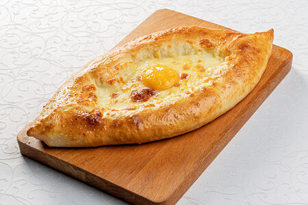 Хачапури по-аджарски