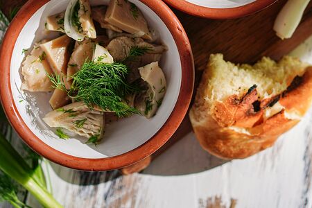 Маринованные маслята с ароматным маслом