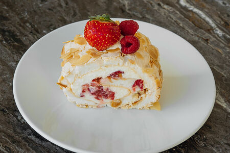 Меренговый рулет