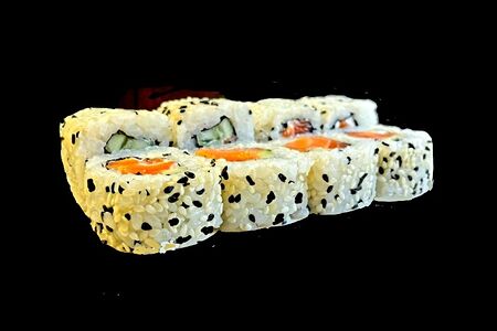 Ролл Канадский маки