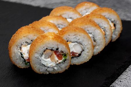 Ролл темпура цезарь