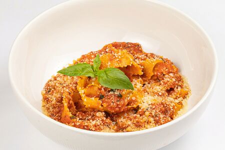 Болоньезе из ягненка