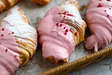 Круассан клубника