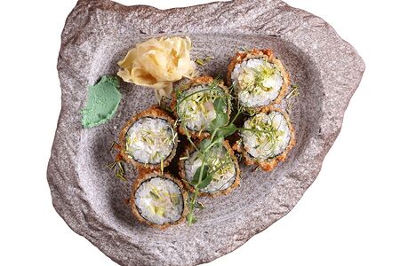 Горячий ролл с курицей и соусом Блю Чиз