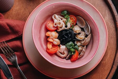 Паста Нери с морепродуктами
