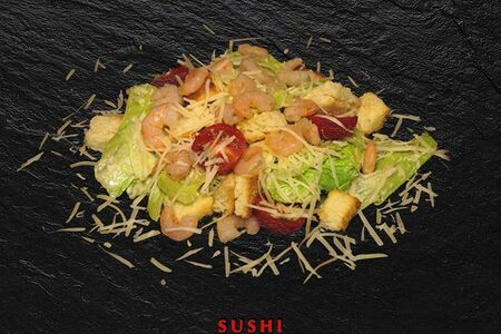 Салат цезарь с коктейльной креветкой