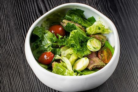 Салат с ростбифом и картофелем