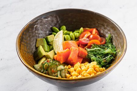 Поке с лососем