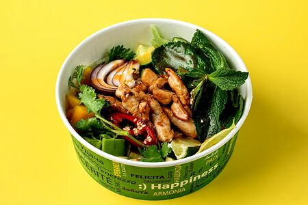 Салат с курицей