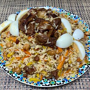 Плов Ташкентский с салатом