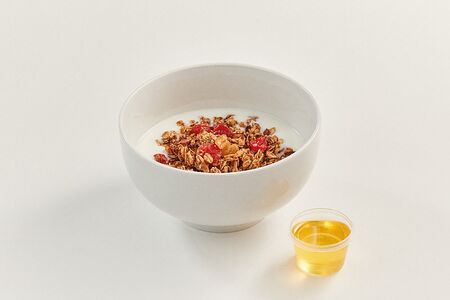 Гранола с йогуртом