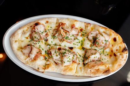 Угорь, сливочный сыр, трюфельное масло