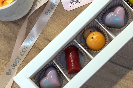 Корпусная конфета ручной работы