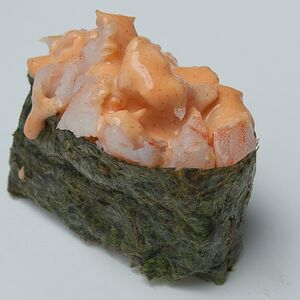 Суши запеченные с тигровой креветкой