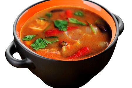 Том ям с курицей