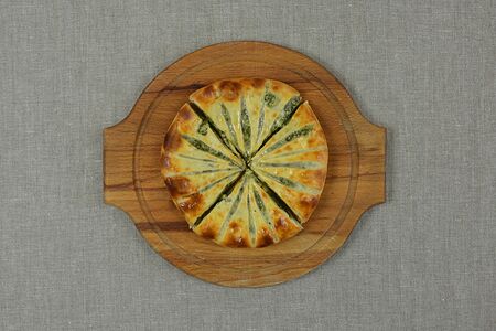 Хачапури со шпинатом и сыром