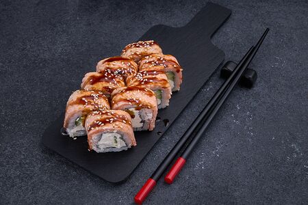 Ролл горячая Филадельфия