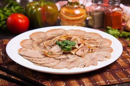 Мясное ассорти с соевым соусом