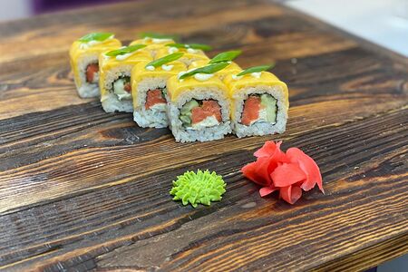 Ролл с неркой в сыре