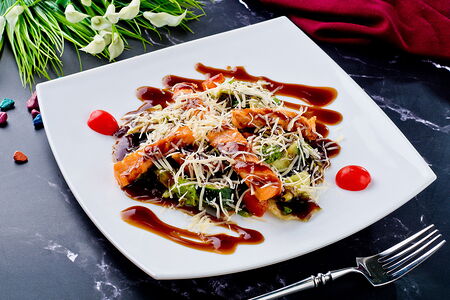 Салат с семгой