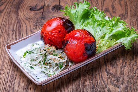 Томаты на углях