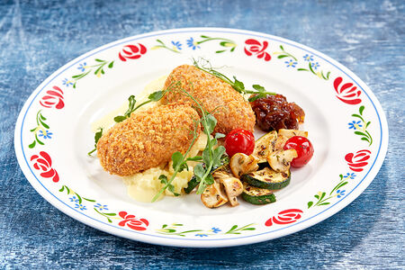 Котлеты из лосося с овощным гарниром