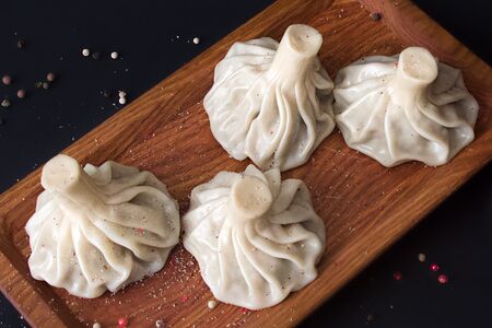 Хинкали cвинo-говяжьи