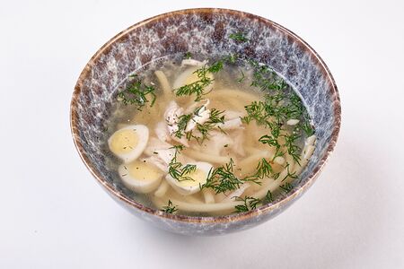 Куриный суп-бульон с лапшой