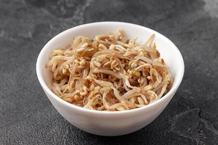 Ростки маша