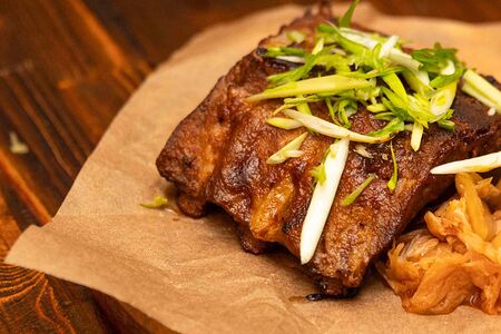 Томленые ребра с кимчи