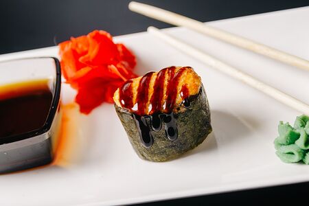 Яки унаги нигири