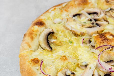 Пицца Куриная с грибами