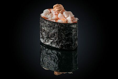 Гункан с креветкой