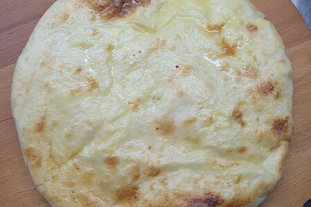 Осетинский пирог сыр-картофель