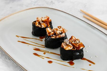 Гункан Угорь