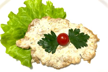 Куриная грудка с соусом тартар