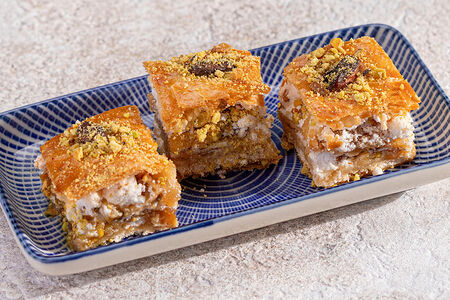 Пахлава с белковым кремом