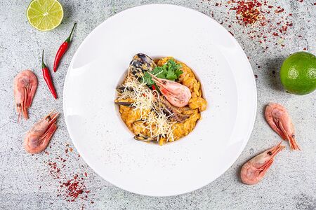 Orzo по креольски