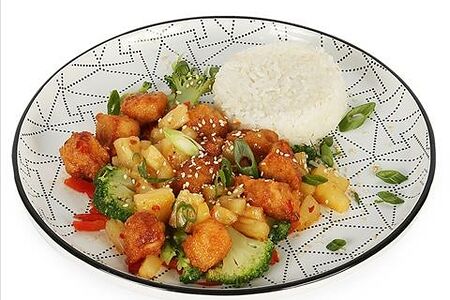 Курица с ананасами