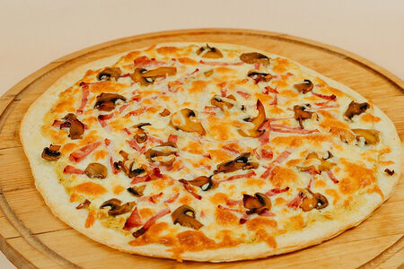 Пицца Ветчина с грибами