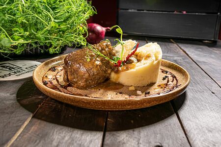 Телячьи щечки