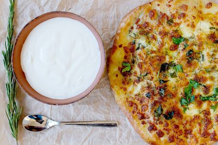 Хачапури сыр-зелень