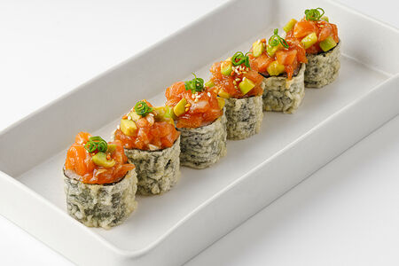 Теплый ролл краб, лосось 6 шт