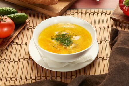 Куриный суп с лапшой