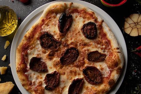 С вялеными томатами