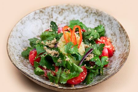 Грузинский салат с кахетинским маслом