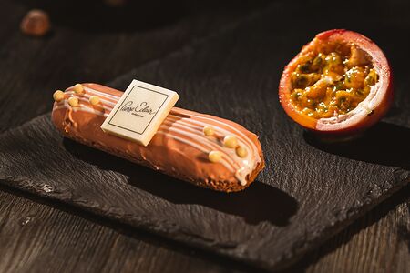 Эклер Маракуйя