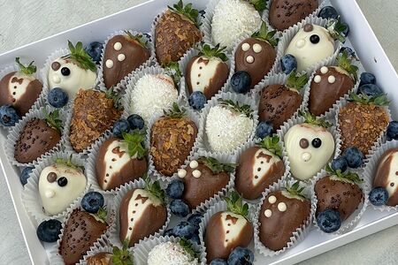 Клубника в шоколаде Мужской набор с голубикой